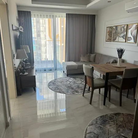 Cebeci Towers * ألانيا